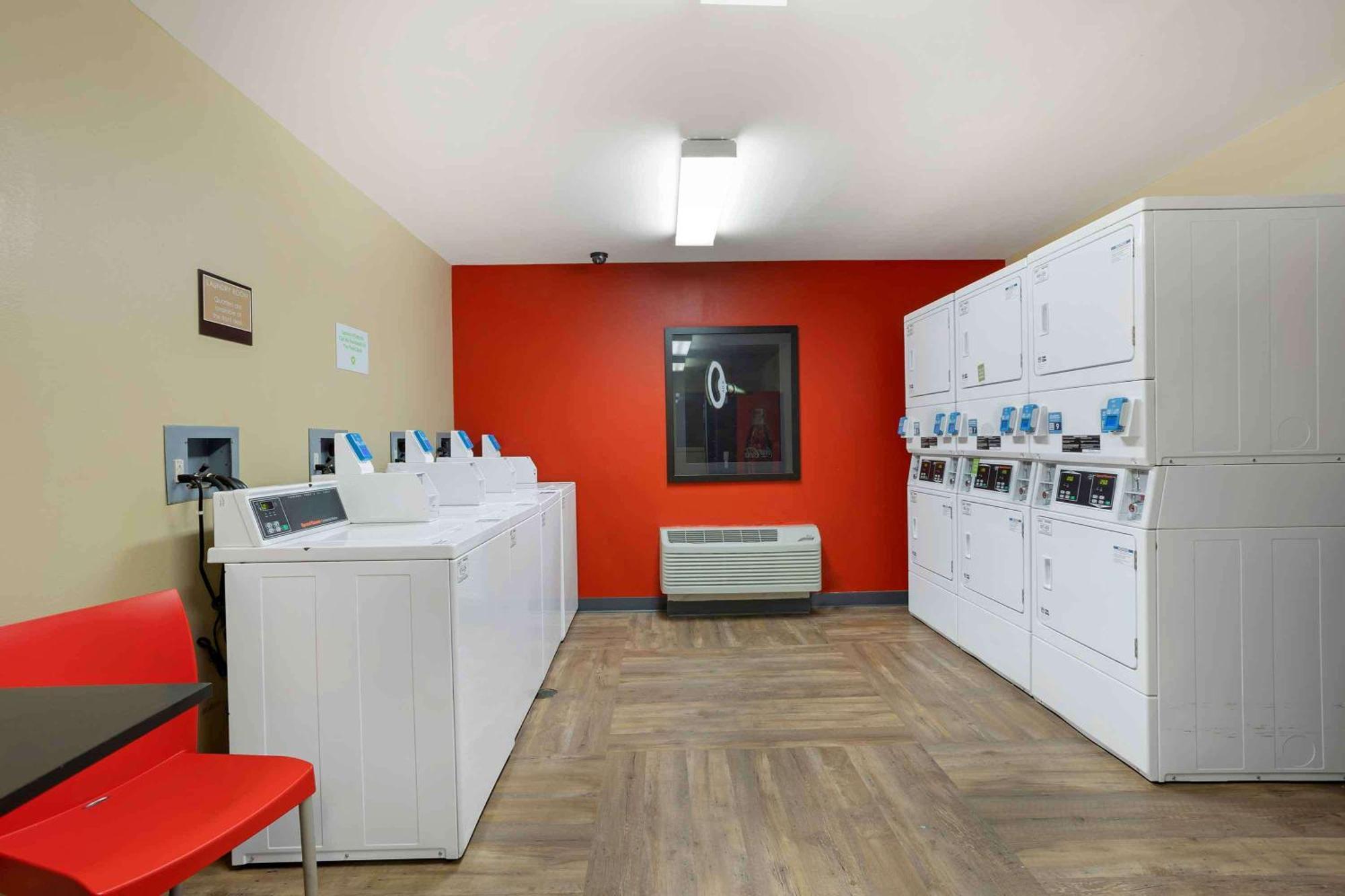 Extended Stay America Select Suites - Springfield - South Buitenkant foto