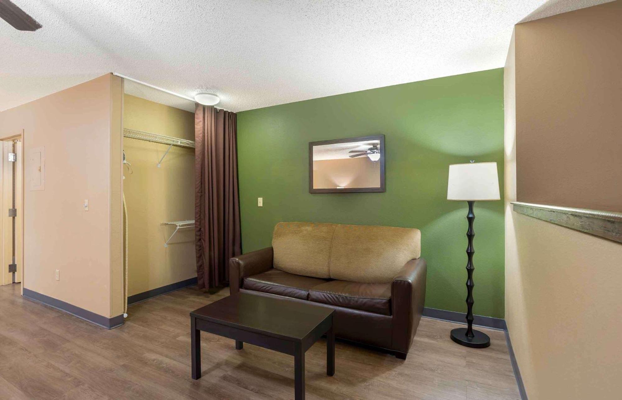 Extended Stay America Select Suites - Springfield - South Buitenkant foto